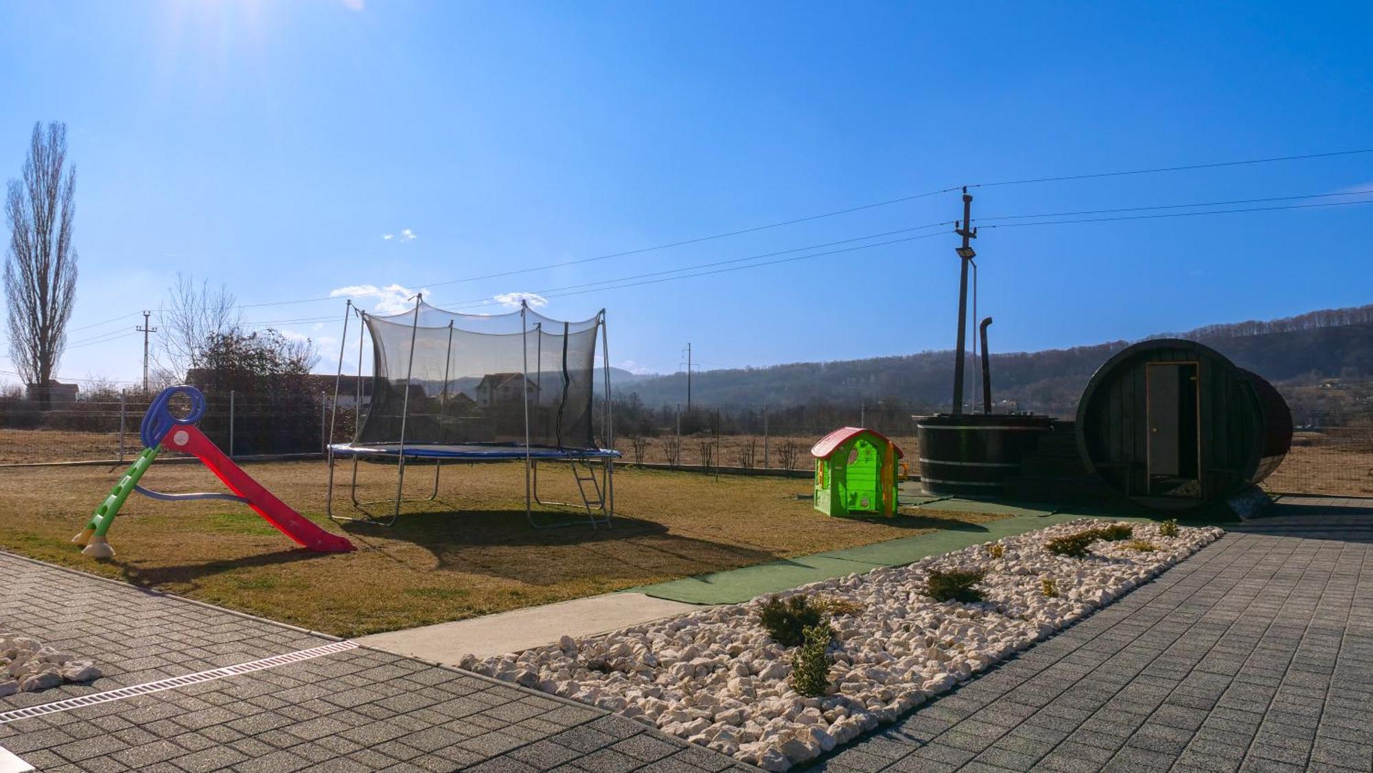 Hotel Casa Ambientt Curtea de Argeş Exteriér fotografie